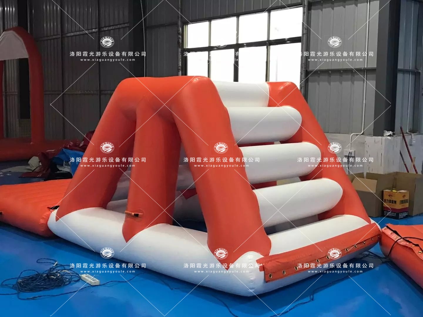 兴隆华侨农场水上闯关设施